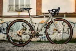 BICICLETA GRAVEL MEGAMO JAKAR 30 2023
