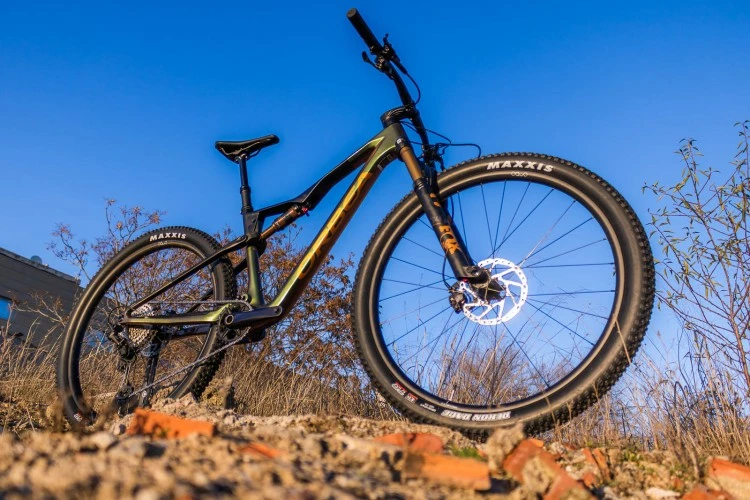 BICICLETA MONTAÑA DOBLE SUSPENSIÓN ORBEA OIZ M10 2023 - Imagen 6