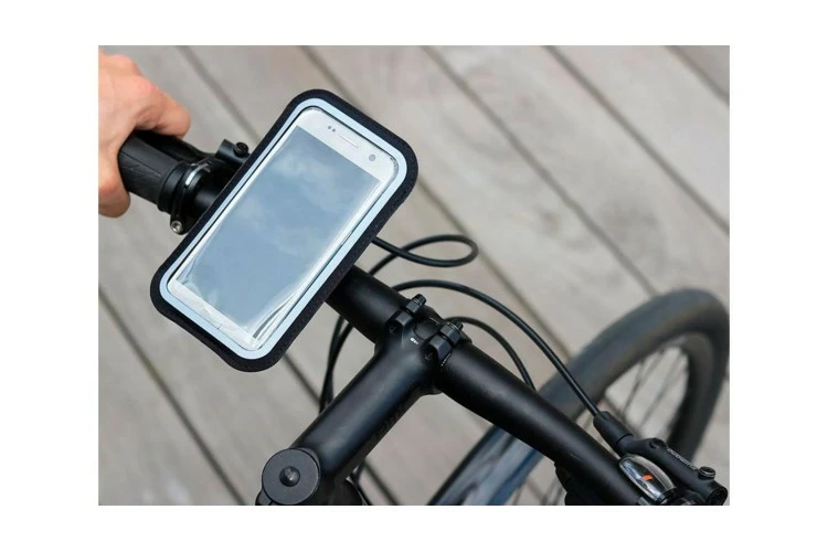 MERIDA FUNDA MANILLAR PARA SMARTPHONE IMANTADA SHAPEHEART M