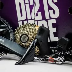 GRUPO COMPLETO SHIMANO 105 DI-2 R7150