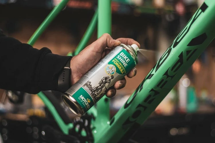 MOTOREX BIKE SHINE SPRAY 300ML - Imagen 2